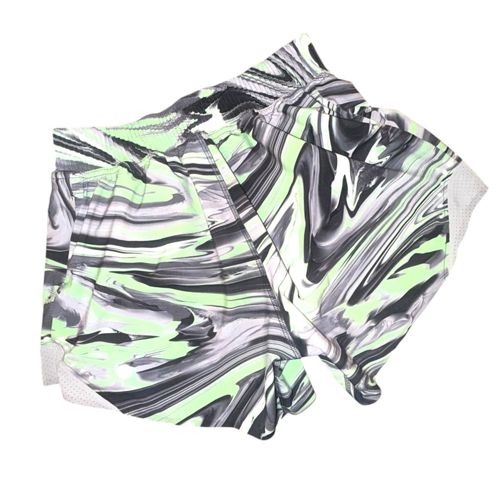 Lululemon Hotty Hot High-Rise Short 4" *Special Edition - Picture 4 of 9